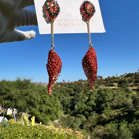 Lavish by Tricia Milaneze Tulip handmade crochet earrings - Picture 3 of 9